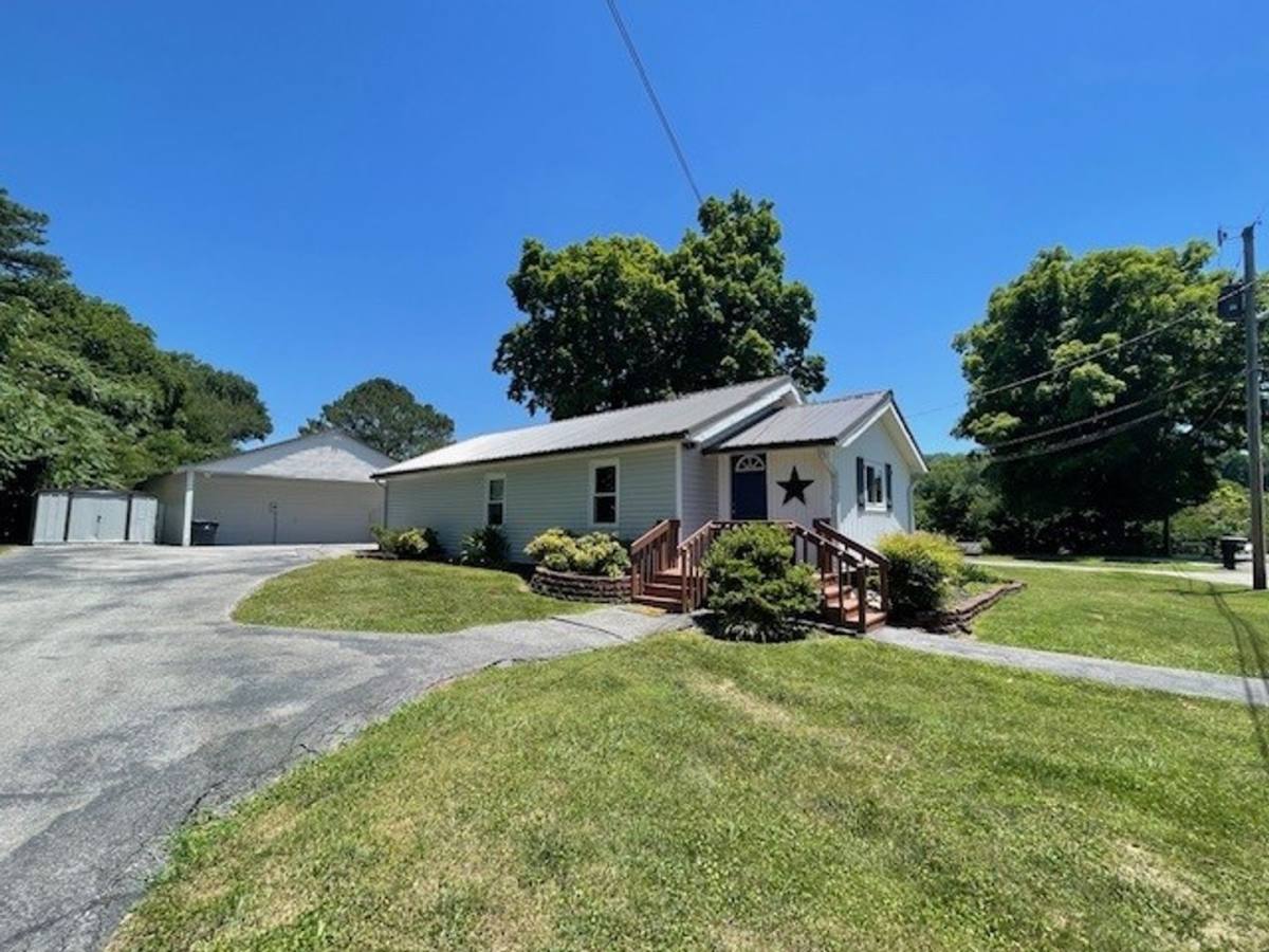 House for rent at 6100 Adelia Dr, Knoxville, TN 37920
