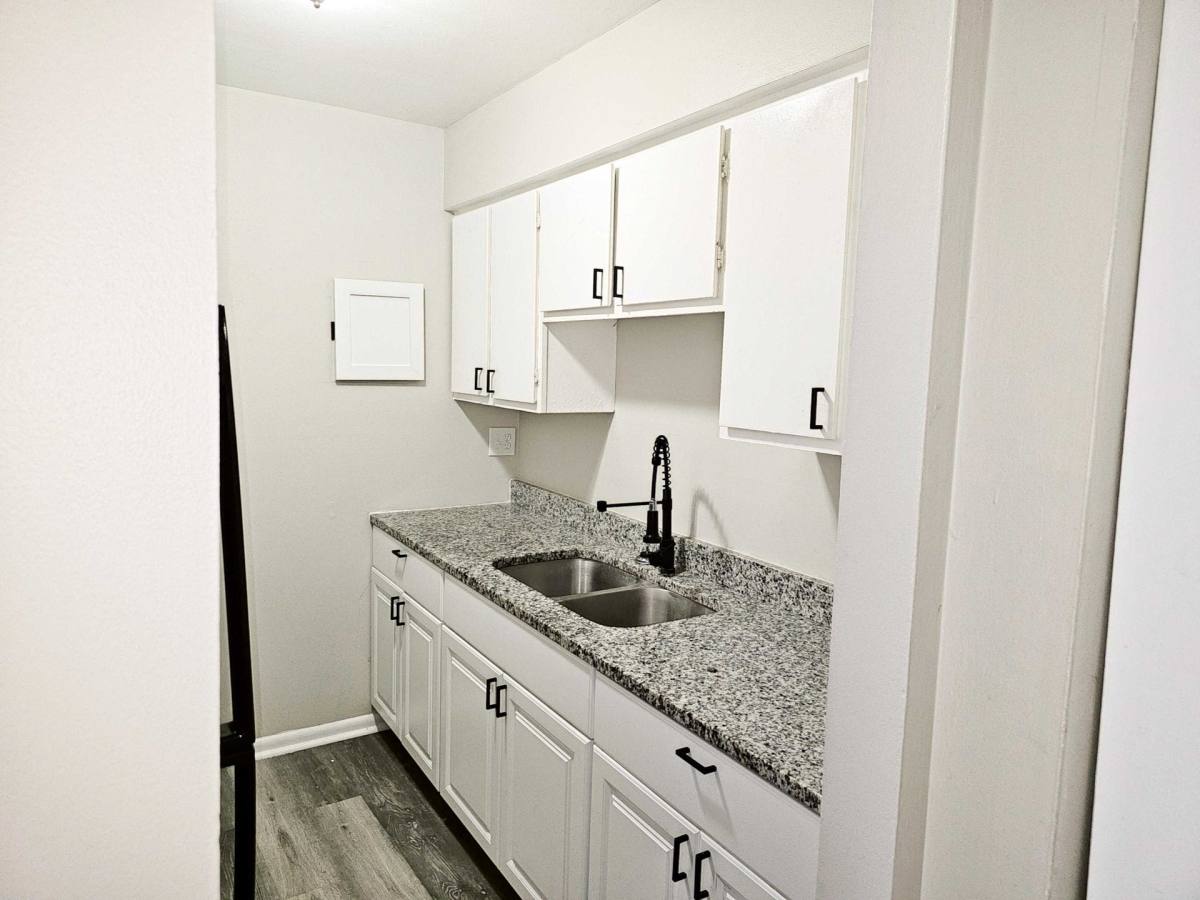 Apartment for rent at 200 Bellaire Dr, Lawrenceburg, IN 47025