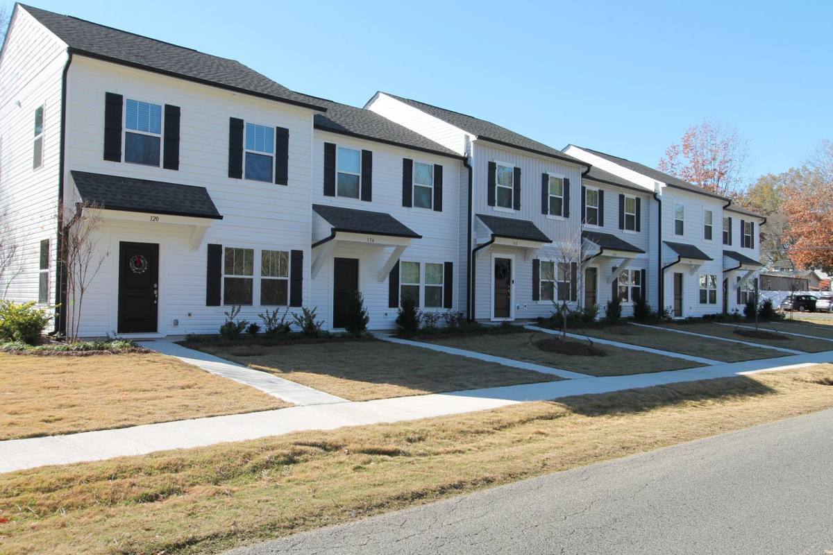 Townhouse for rent at 150 S Dorsett St, Oakboro, NC 28129