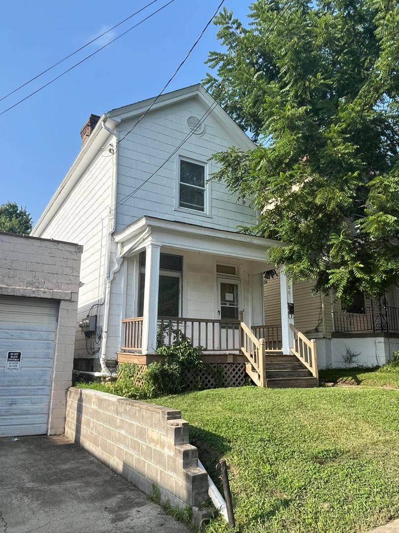 Apartment for rent at 2106 Lawn Ave, Cincinnati, OH 45212