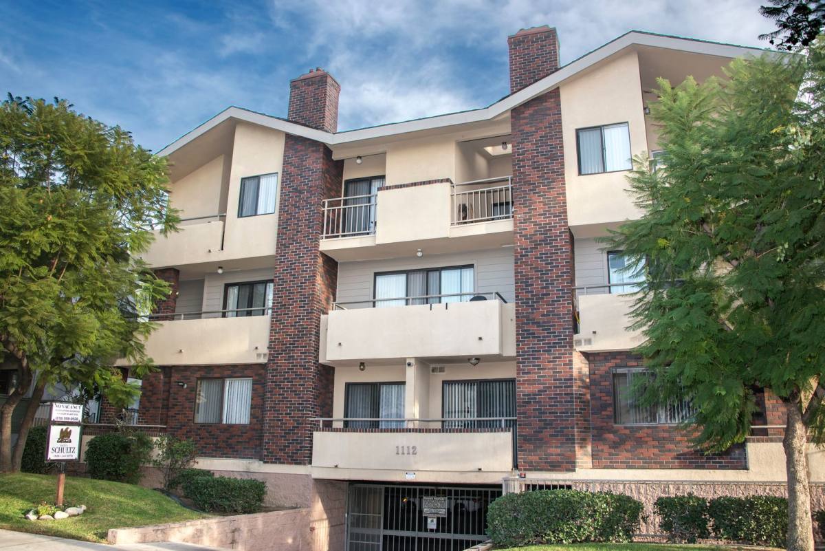 Townhouse for rent at 1112 Linden Ave, Glendale, CA 91201