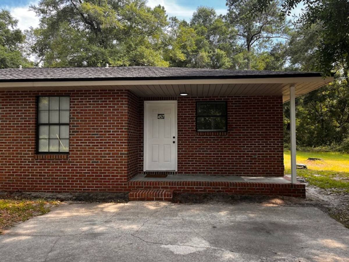 House for rent at 457 Emmett Whaley Raod, Crawfordville, FL 32327
