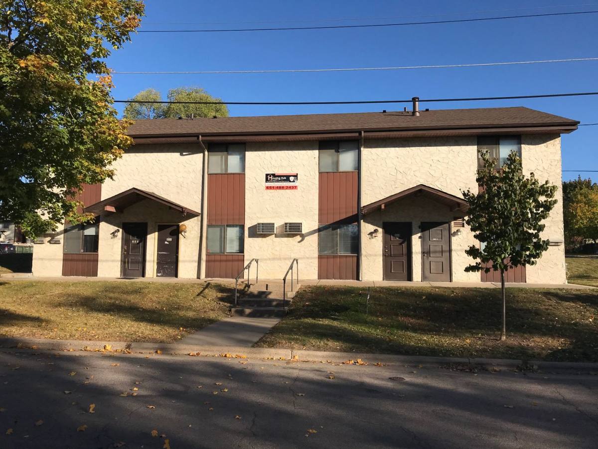Apartment for rent at 313 Hoyt Ave, Saint Paul, MN 55130