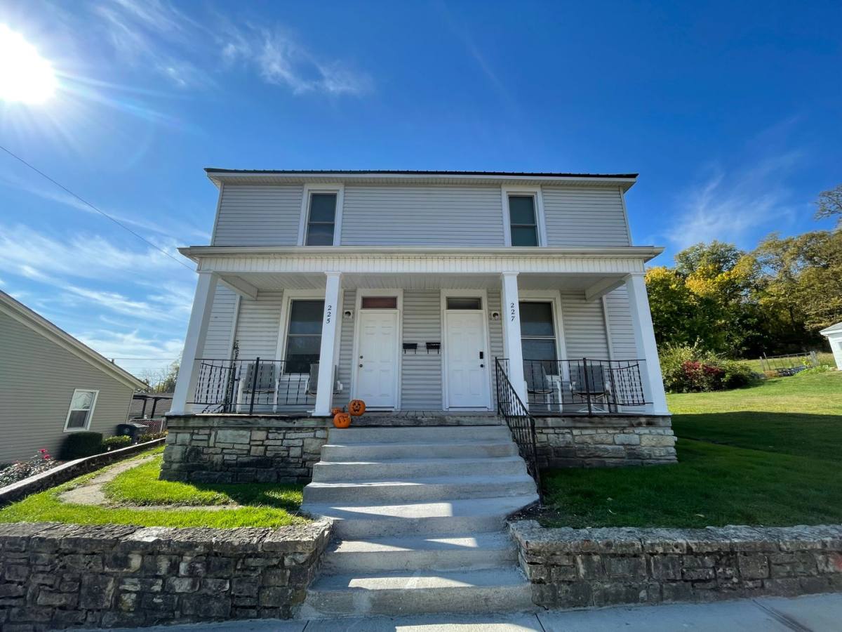 Apartment for rent at 225-227 W 2nd St, Connersville, IN 47331