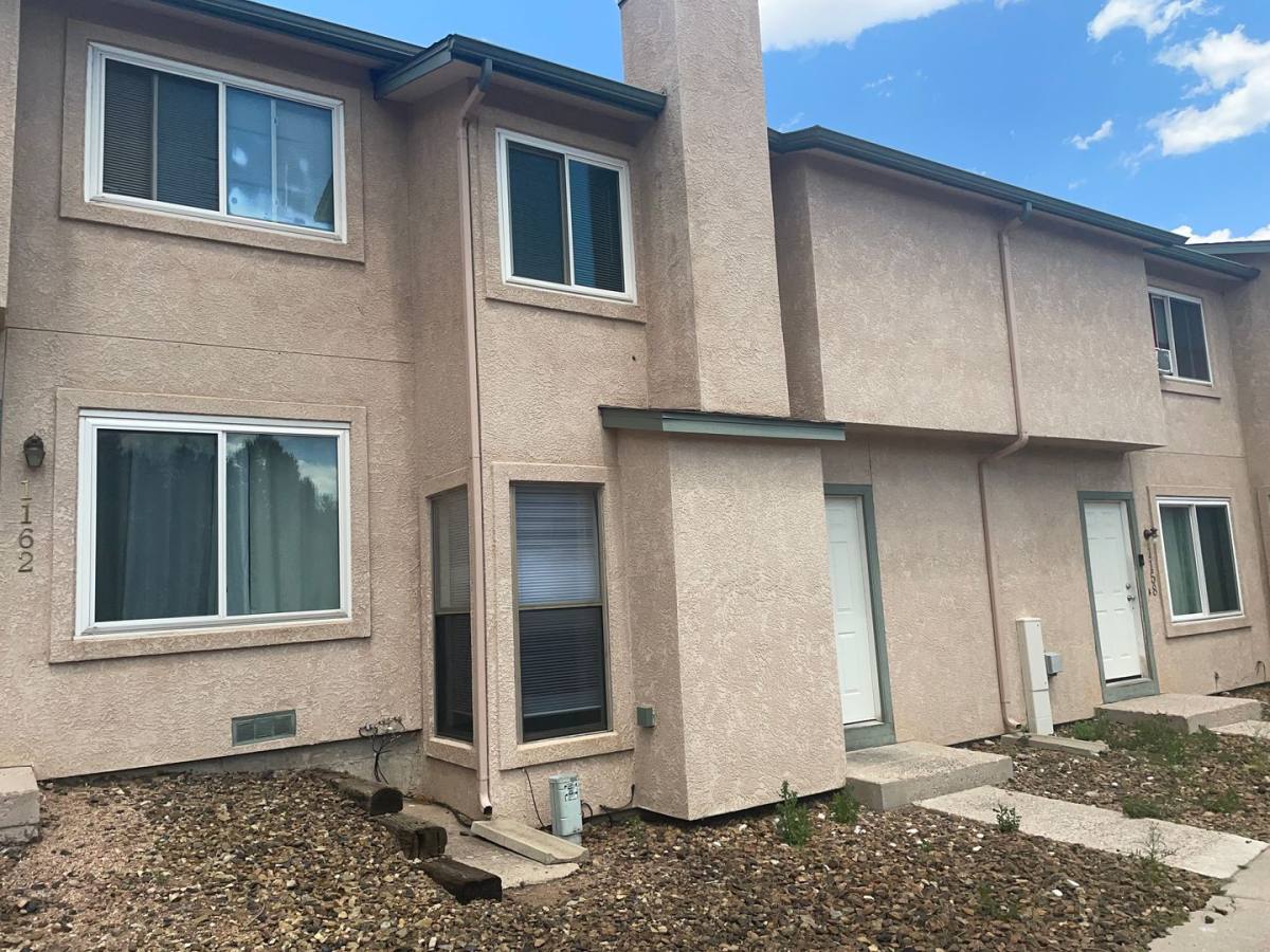 Townhouse for rent at 1160 Darby St, Colorado Springs, CO 80907