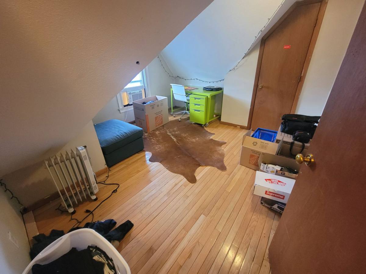 Apartment for rent at 2701 Delaware St, Minneapolis, MN 55414