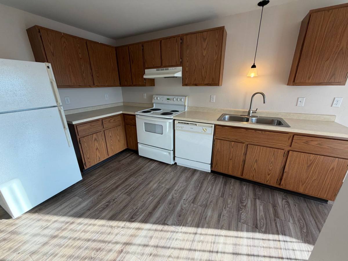 Apartment for rent at 2701 Humboldt Rd, Green Bay, WI 54311