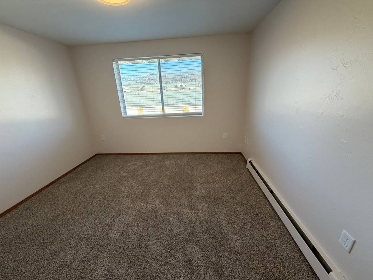 Apartment for rent at 2701 Humboldt Rd, Green Bay, WI 54311