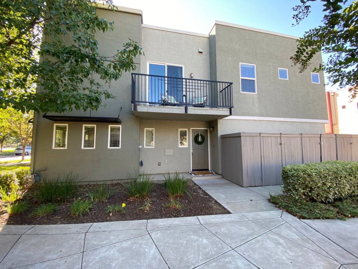 House for rent at 10828 Atherstone Dr, Rancho Cordova, CA 95670