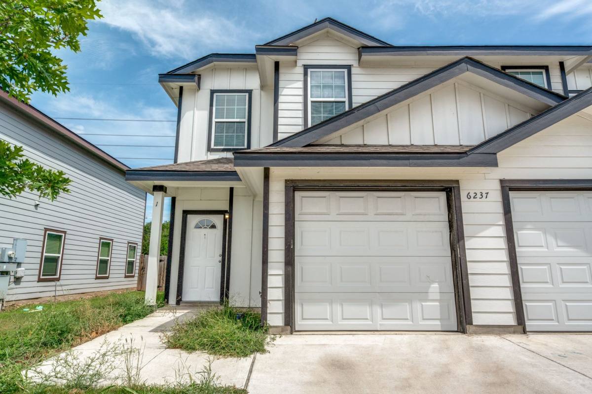 Townhouse for rent at 6237 Eddie Way #1, San Antonio, TX 78244