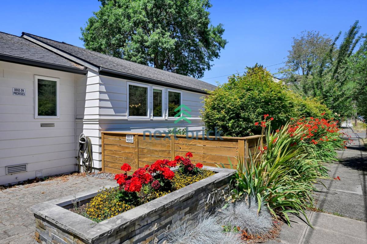 House for rent at 4715 6th Ave NW, Seattle, WA 98107