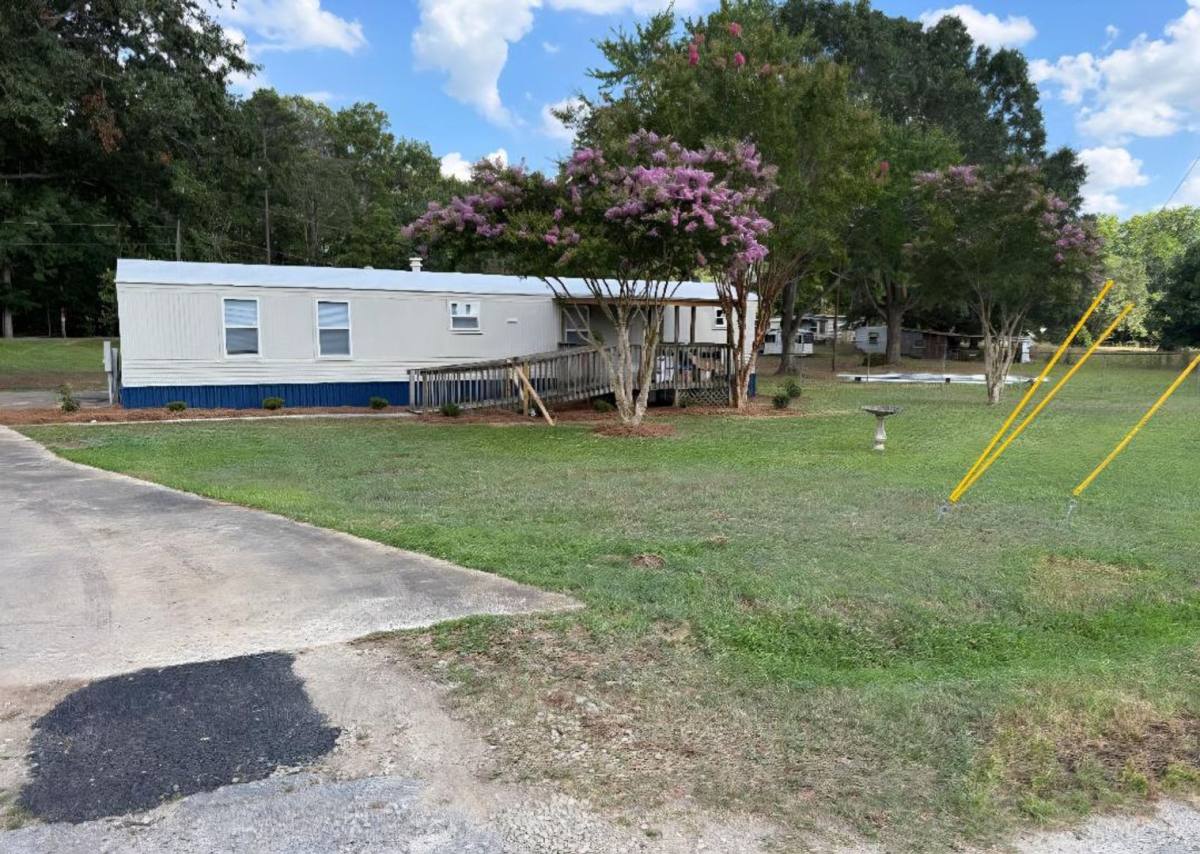 House for rent at 103 Elizabeth City Dr, Easley, SC 29642