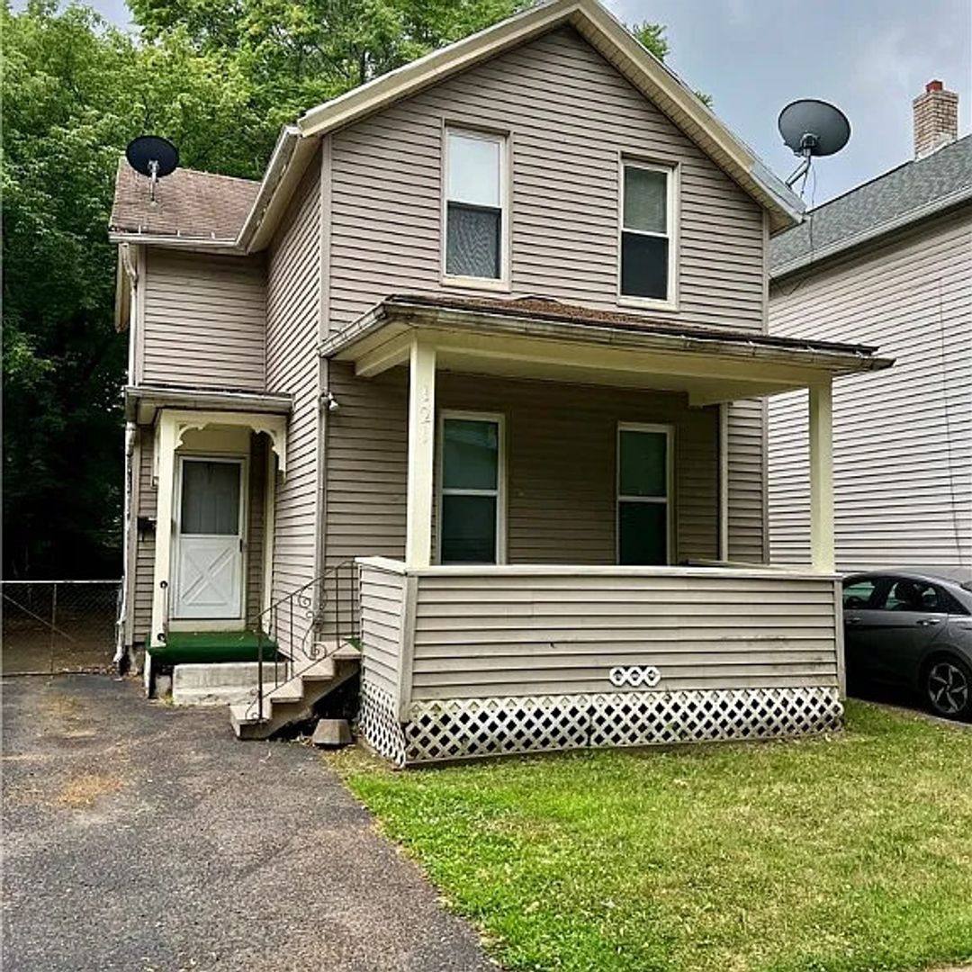 121 Columbia, Rochester, NY 14608