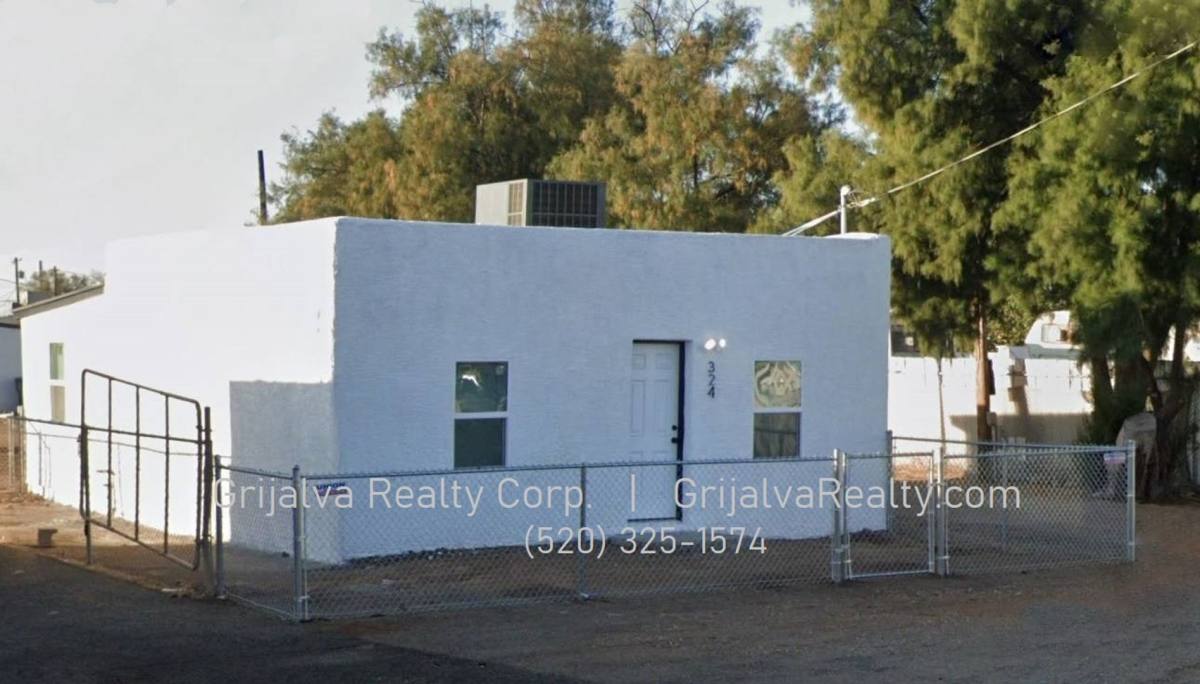 Apartment for rent at 326 E Prince Rd, Tucson, AZ 85705