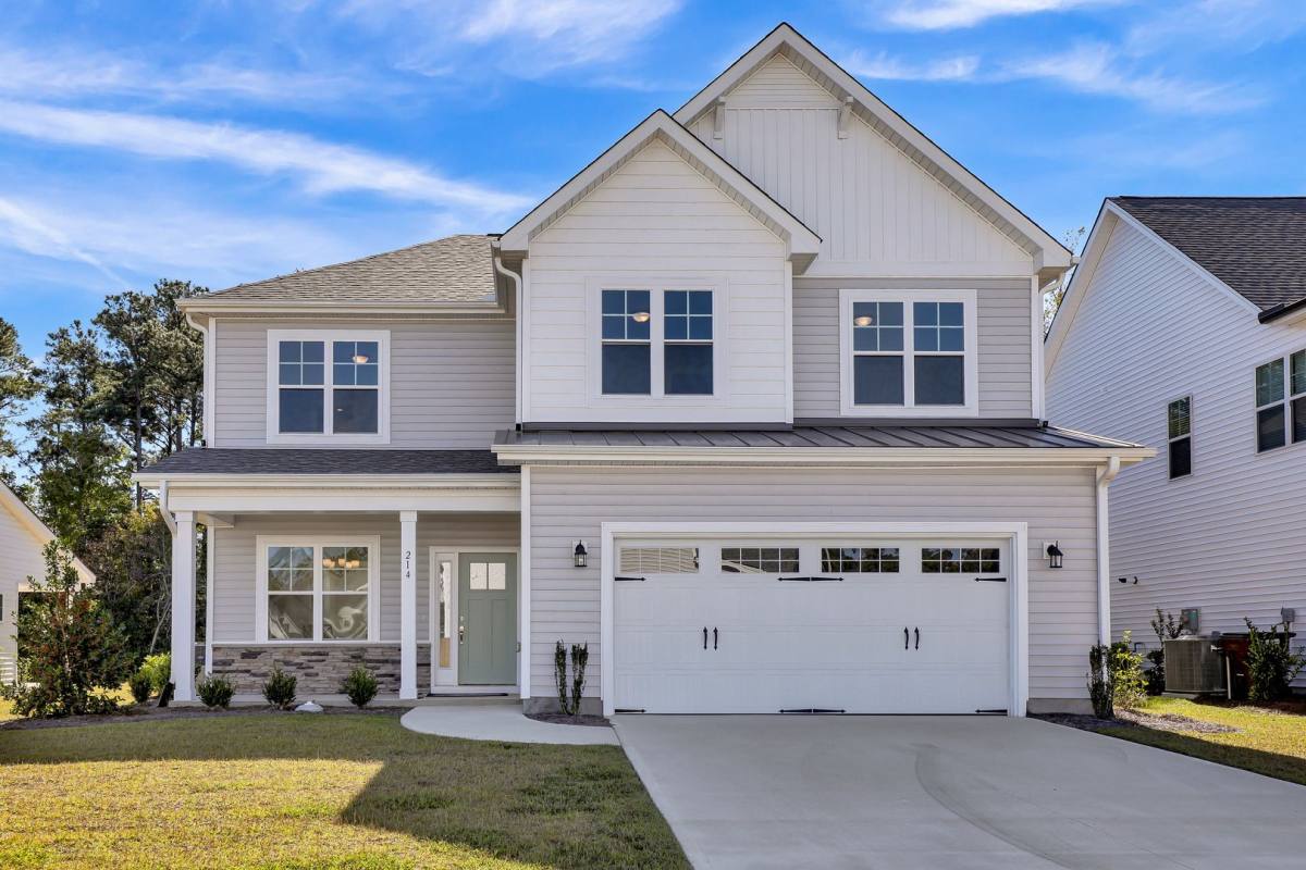 House for rent at 214 Man O'War Lane, Hampstead, NC 28443