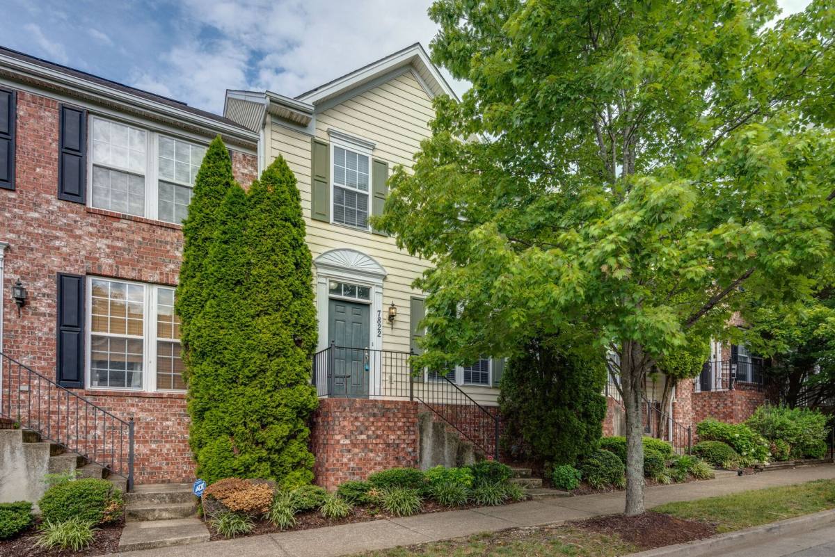 Townhouse for rent at 7822 Heaton Way, Nashville, TN 37211