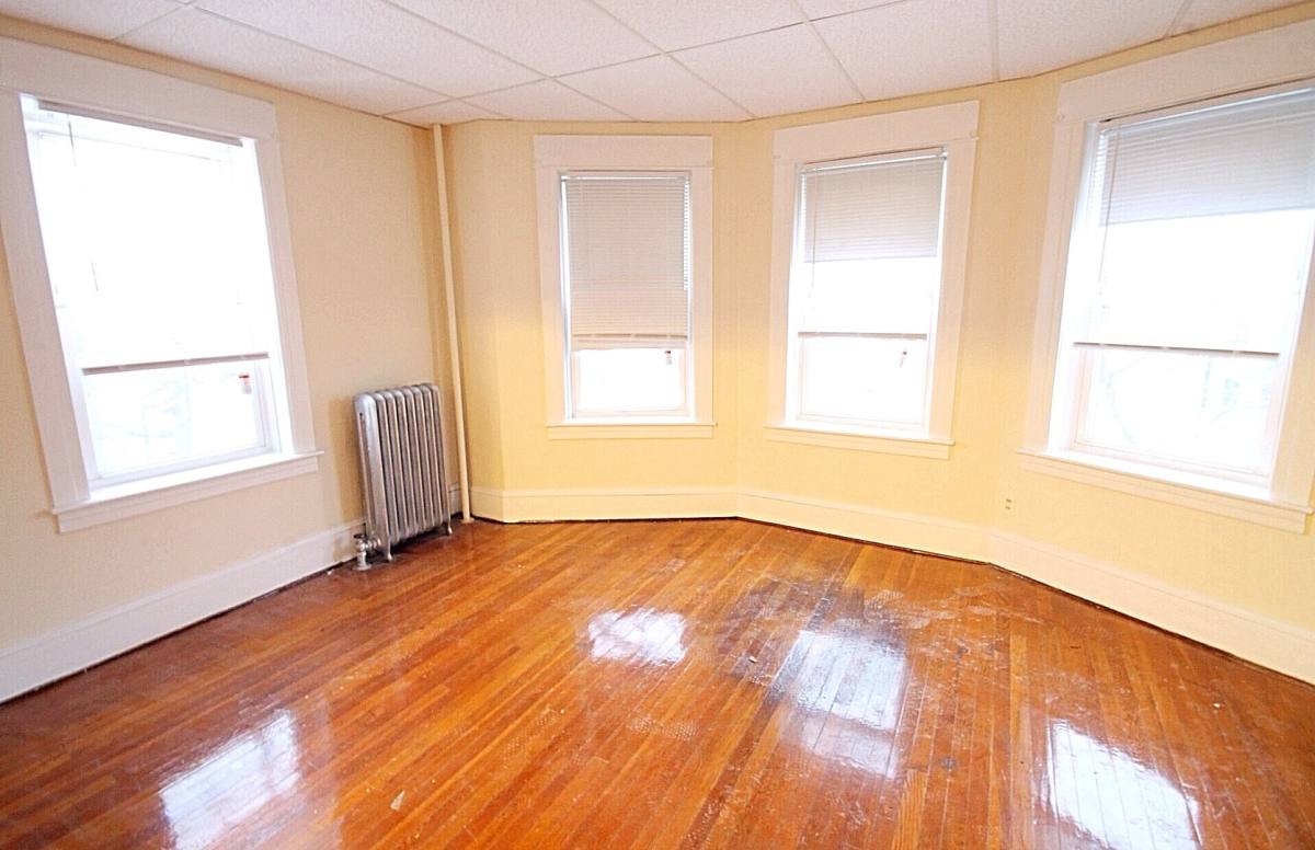 Apartment for rent at 406-408 Belmont Ave, Springfield, MA 01108