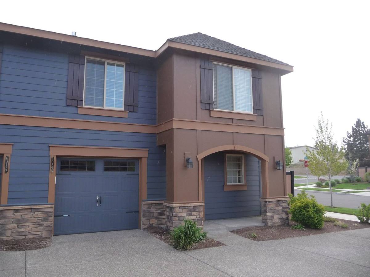 House for rent at 20298 Schaeffer Dr, Bend, OR 97703