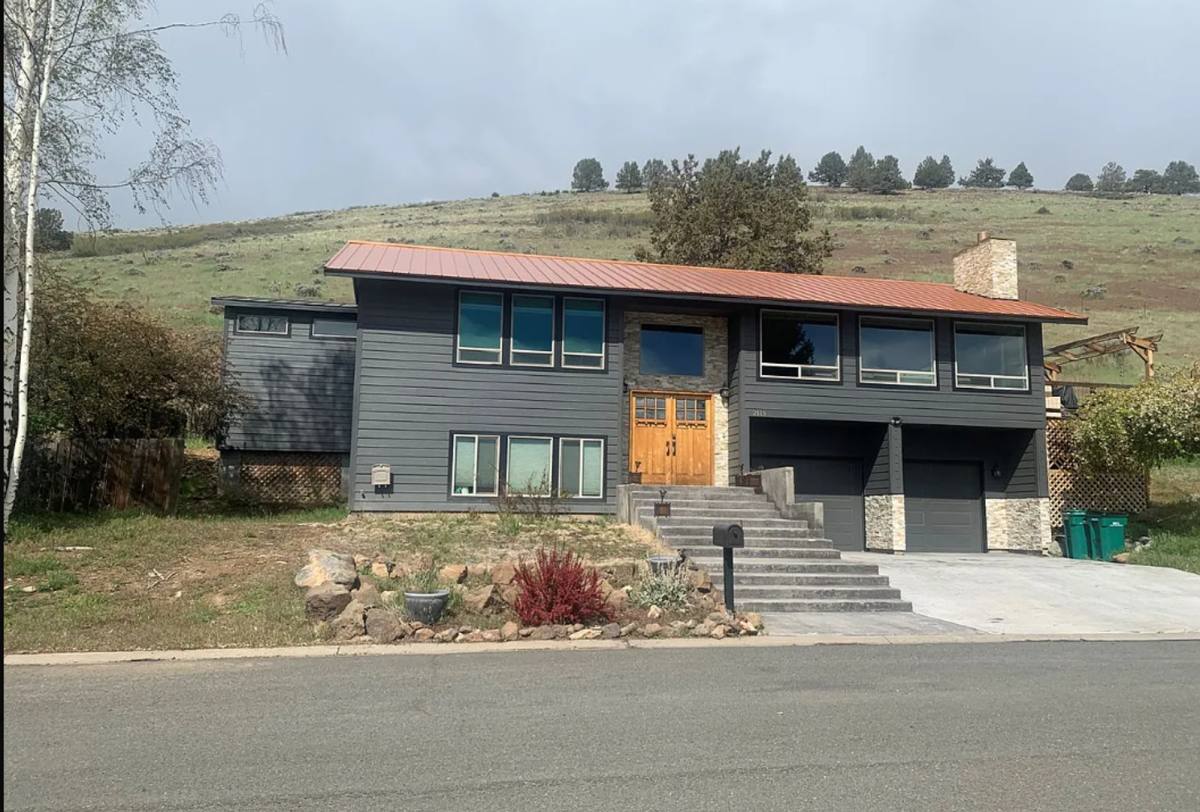House for rent at 2115 Watson St, Klamath Falls, OR 97603