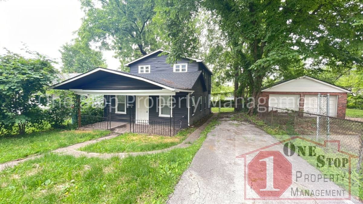 House for rent at 807 S Hardy Ave, Independence, MO 64053