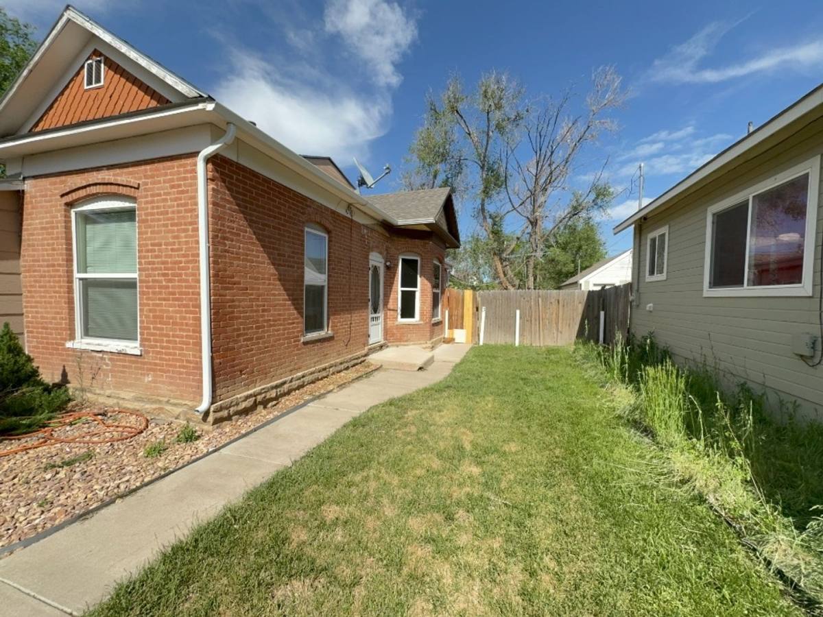 Apartment for rent at 604 13th Ave, Greeley, CO 80631