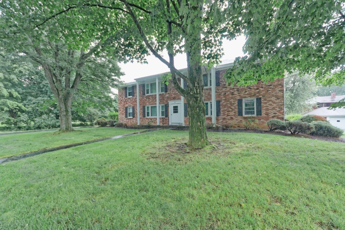 Apartment for rent at 50-54 Orchard St, Delmar, NY 12054