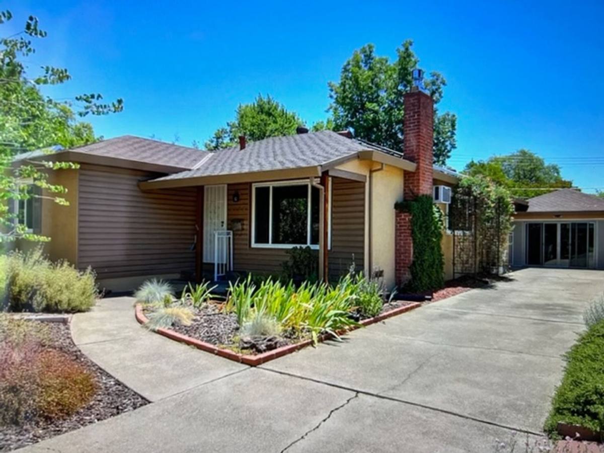 House for rent at 5724 7th Ave, Sacramento, CA 95820