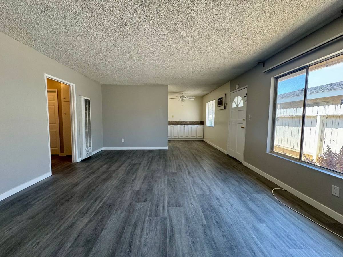 Apartment for rent at 3961 Howard Ave, Los Alamitos, CA 90720