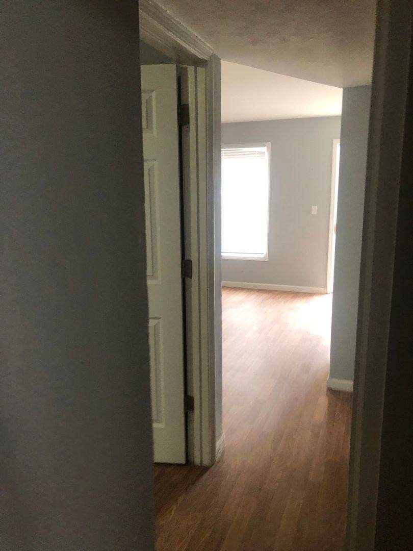 Apartment for rent at 1902 W Jefferson St, Louisville, KY 40203