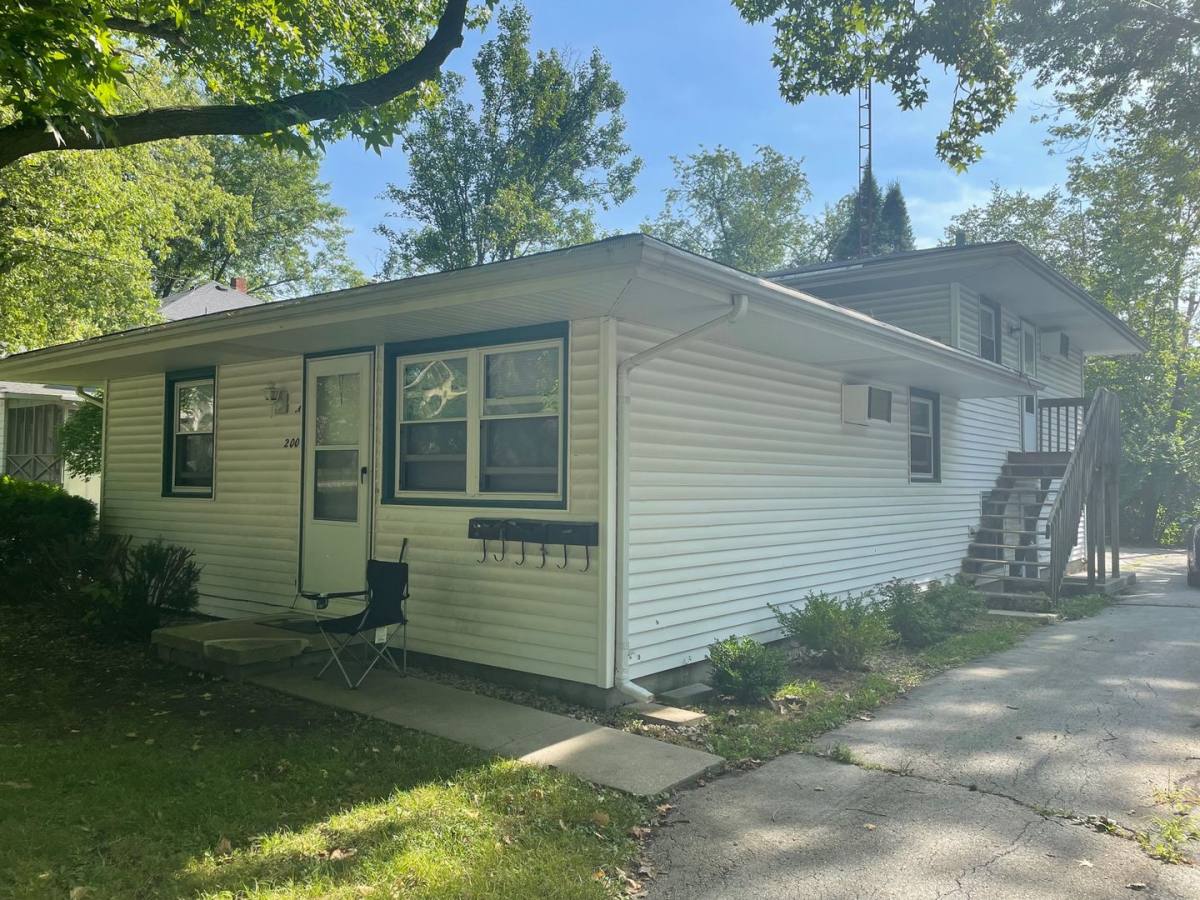 Apartment for rent at 200 S Grove St, Normal, IL 61761
