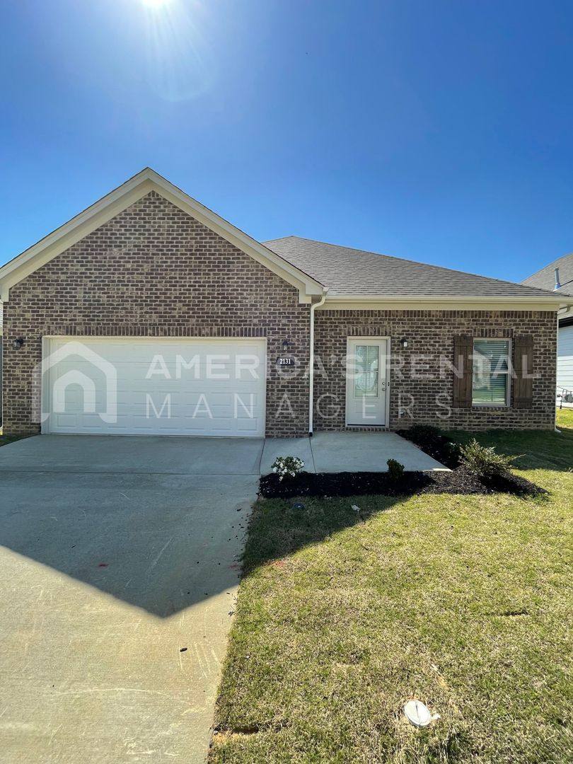 House for rent at 2131 Ellsworth Lp Rd, Cullman, AL 35055