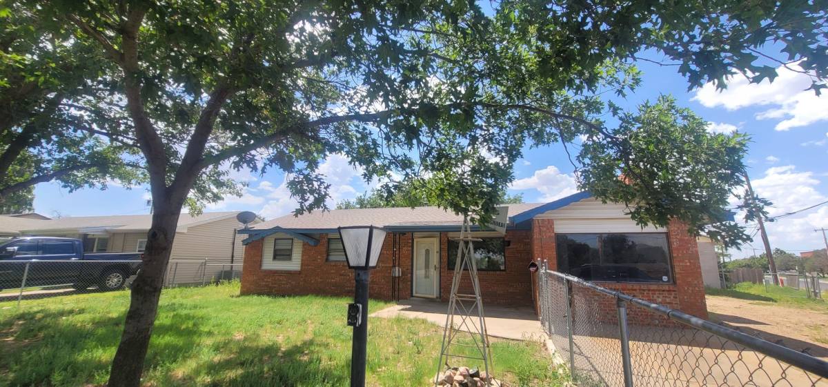 House for rent at 3125 Magnolia St, Amarillo, TX 79107