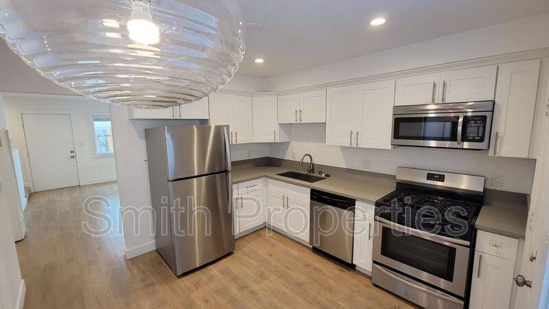 Apartment for rent at 3868 W 132nd St #3, Hawthorne, CA 90250