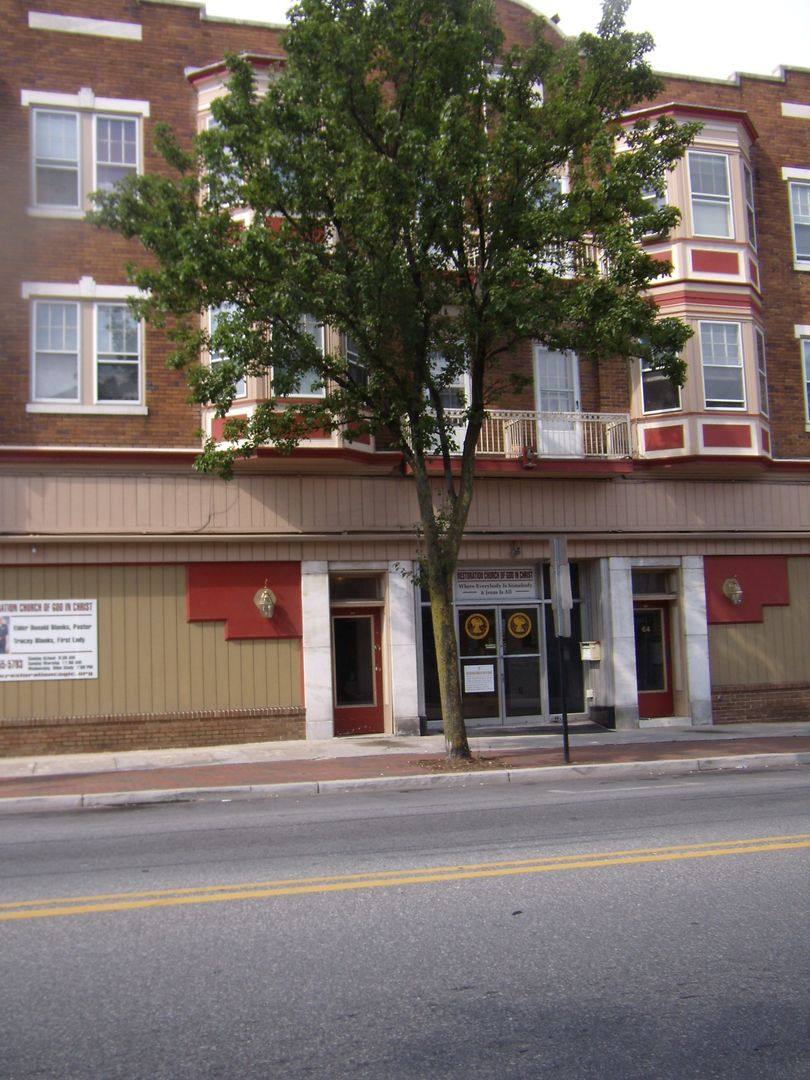 Apartment for rent at 66 W Main St, Waynesboro, PA 17268