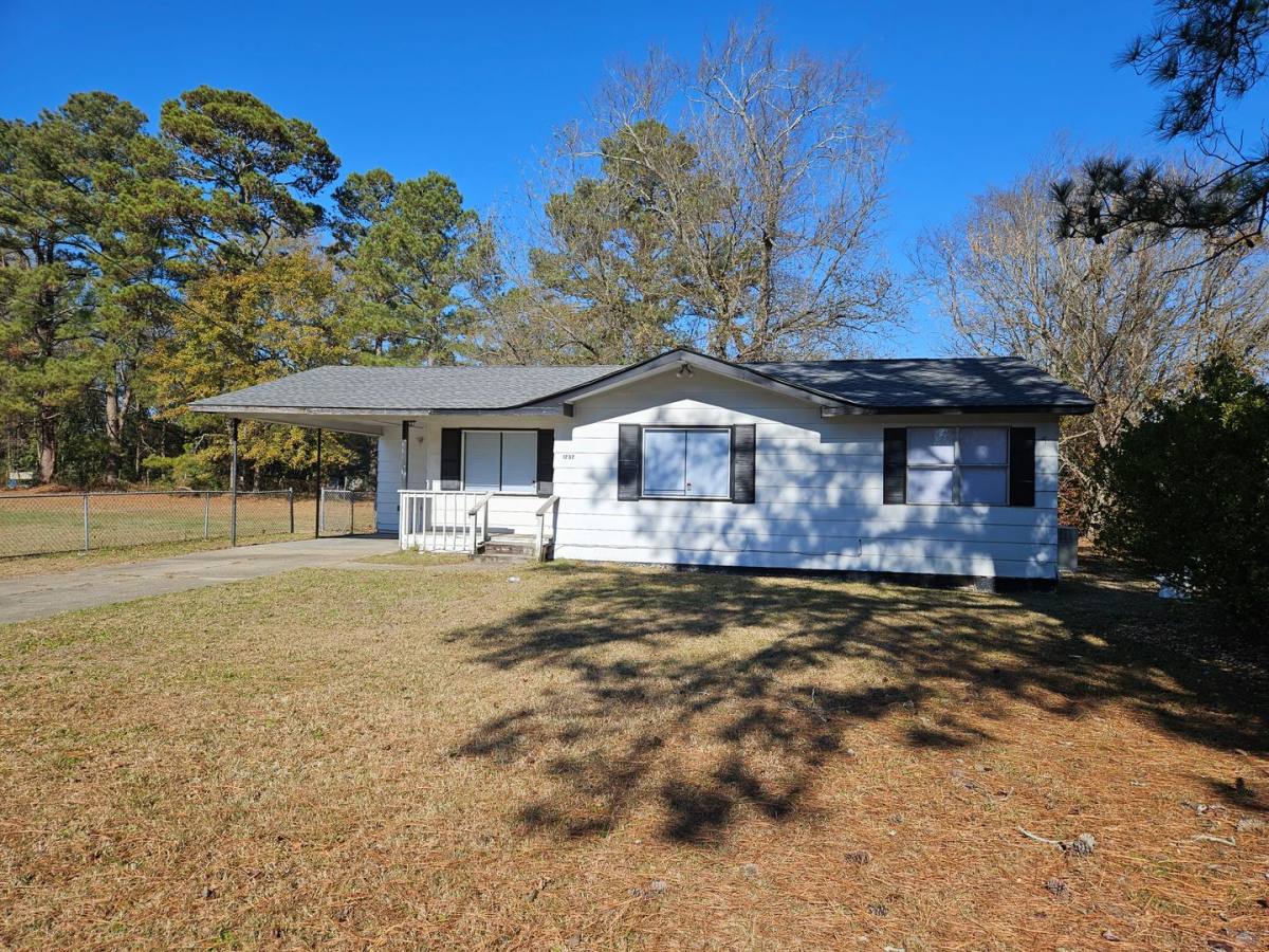 House for rent at 1737 Harper St, Fayetteville, NC 28312