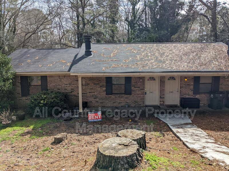 House for rent at 241 Windy Hill Way, Athens, GA 30606