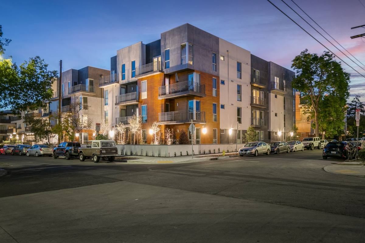 Apartment for rent at 5801 Camerford Ave, Los Angeles, CA 90038