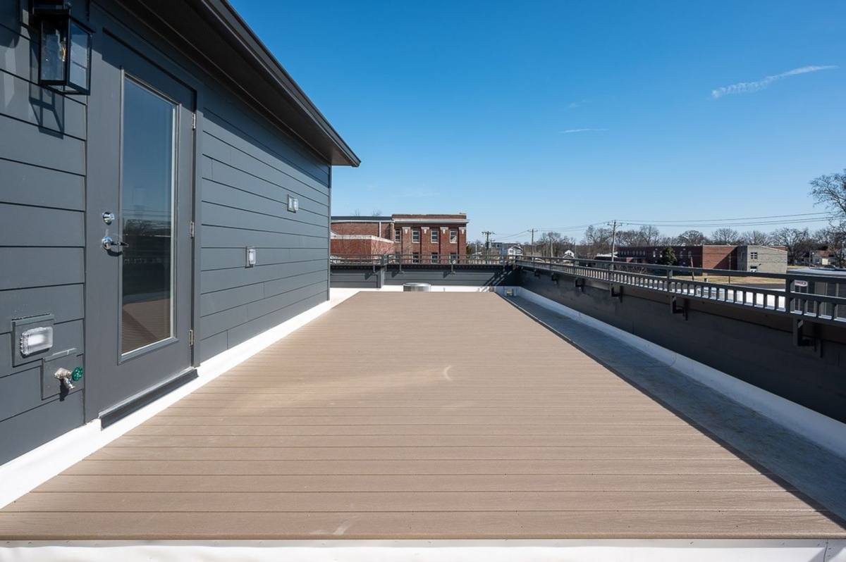 Apartment for rent at 900 Meridian St, Nashville, TN 37207