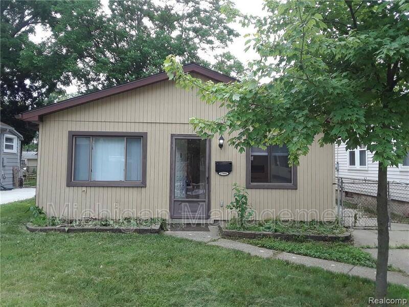 House for rent at 27066 Brettonwoods St, Madison Heights, MI 48071