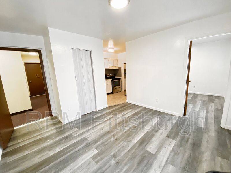 Apartment for rent at 932 Penn Ave #6, Turtle Creek, PA 15145