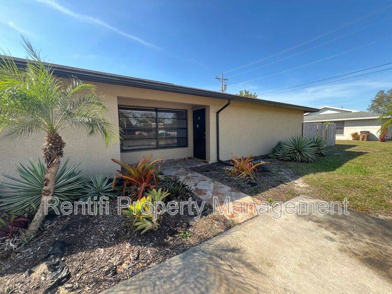 Apartment for rent at 2333 SE 6th Lane #B, Cape Coral, FL 33990