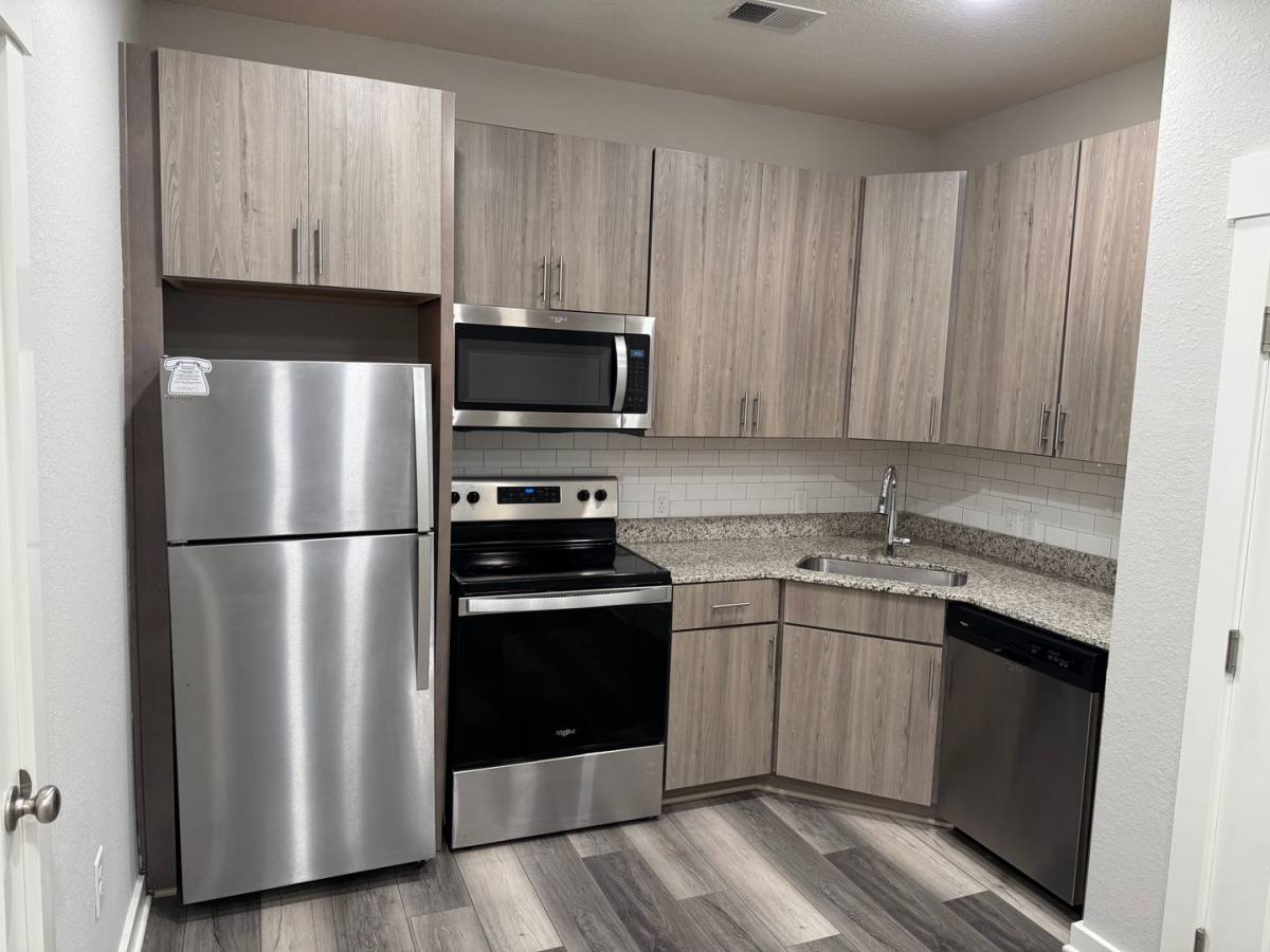 Apartment for rent at 1600 Somerset Circle, Kill Devil Hills, NC 27948