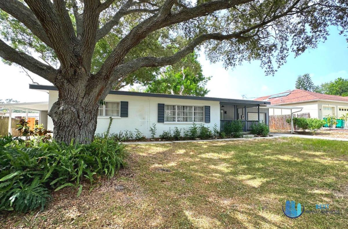 House for rent at 7198 121st Way N, Seminole, FL 33772