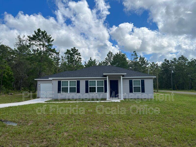 House for rent at 65 Guava Pass Place, Ocklawaha, FL 32179