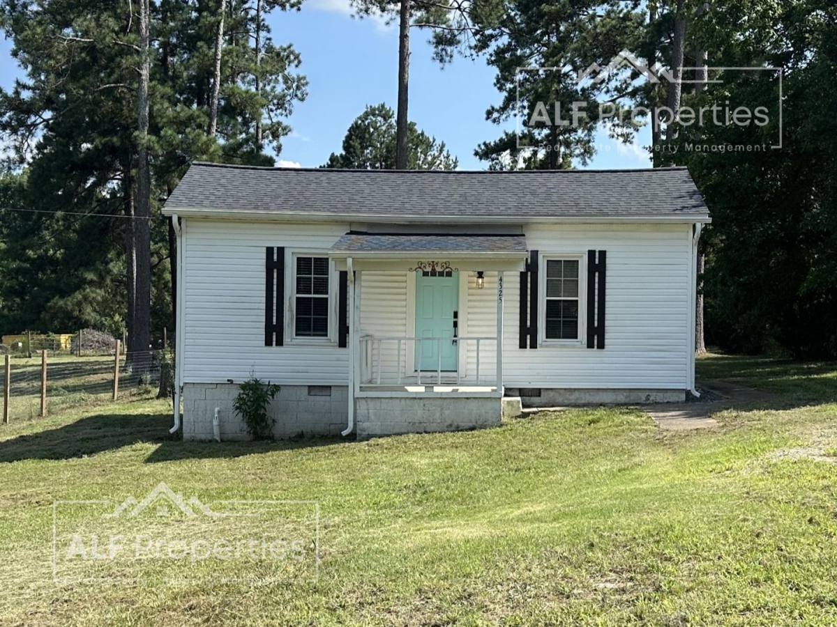 House for rent at 4325 Auburn Knightdale Rd, Raleigh, NC 27610
