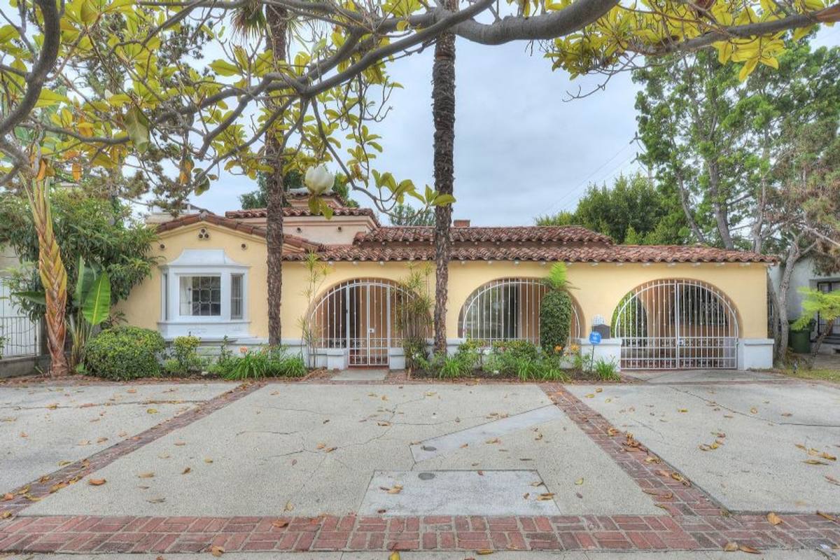 House for rent at 10864 Wellworth Ave, Los Angeles, CA 90024