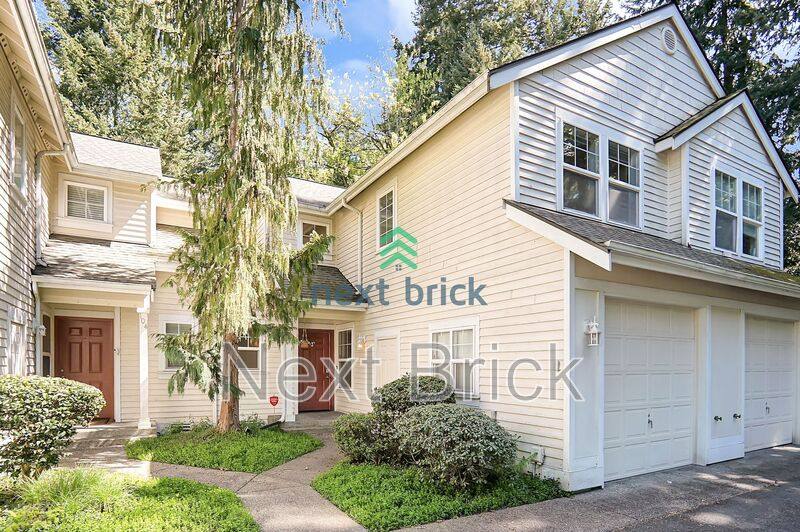 Townhouse for rent at 11210 Slater Ave NE #105, Kirkland, WA 98033