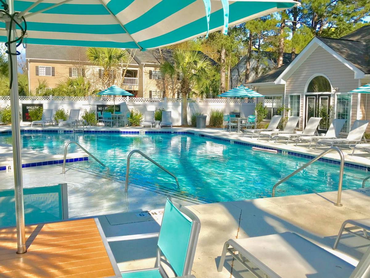 Apartment for rent at 2040 Ashley River Rd, Charleston, SC 29407