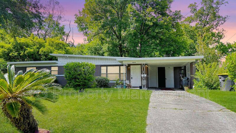 House for rent at 6243 Randia Dr, Jacksonville, FL 32210