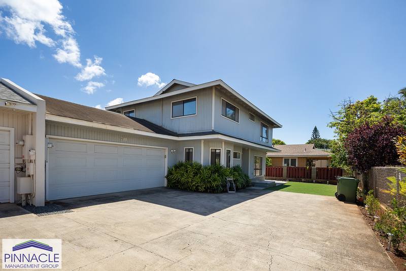 Apartment for rent at 740 11th Ave, Honolulu, HI 96816